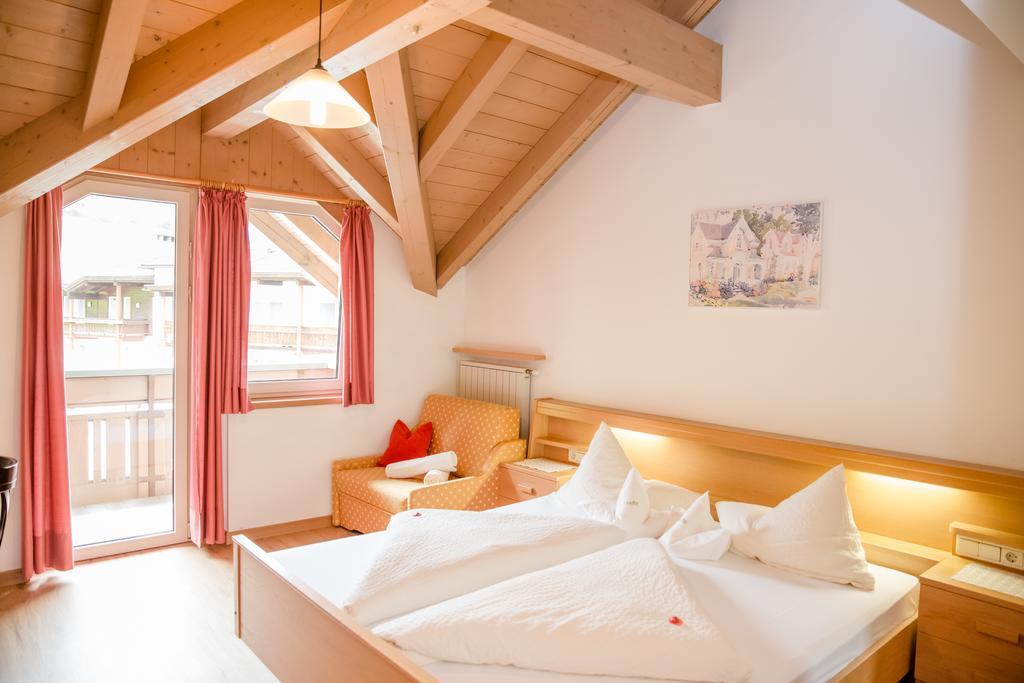 Alpine Life Hotel Anabel Кадіп'єтра Екстер'єр фото